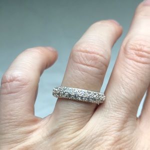 Sterling silver cubic zirconia ring/band